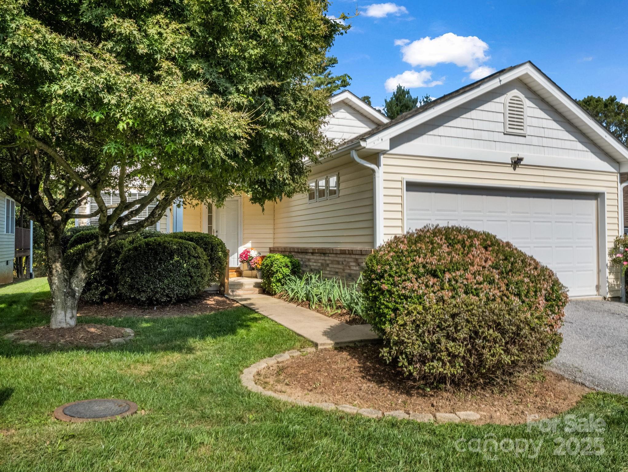 110 Creeks End Circle