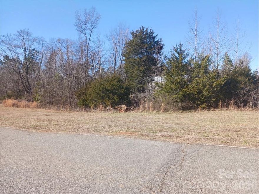 Great visibility on Business Hwy 16. High traffic count. Location is in a prime area. over half acre lot with 109 feet of road frontage with turning lane. County water and sewer available at the street. Zoned B-N.