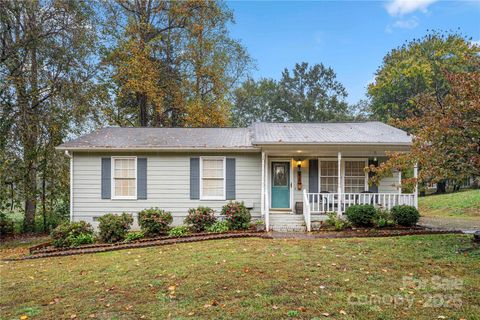 374 Efird Street Gastonia NC 28054