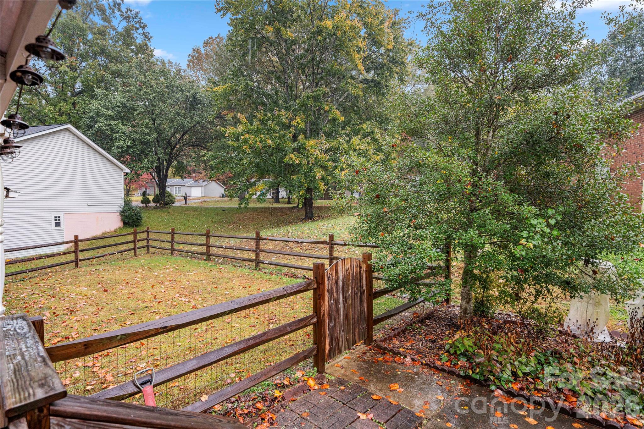 Lynn Acres - Residential