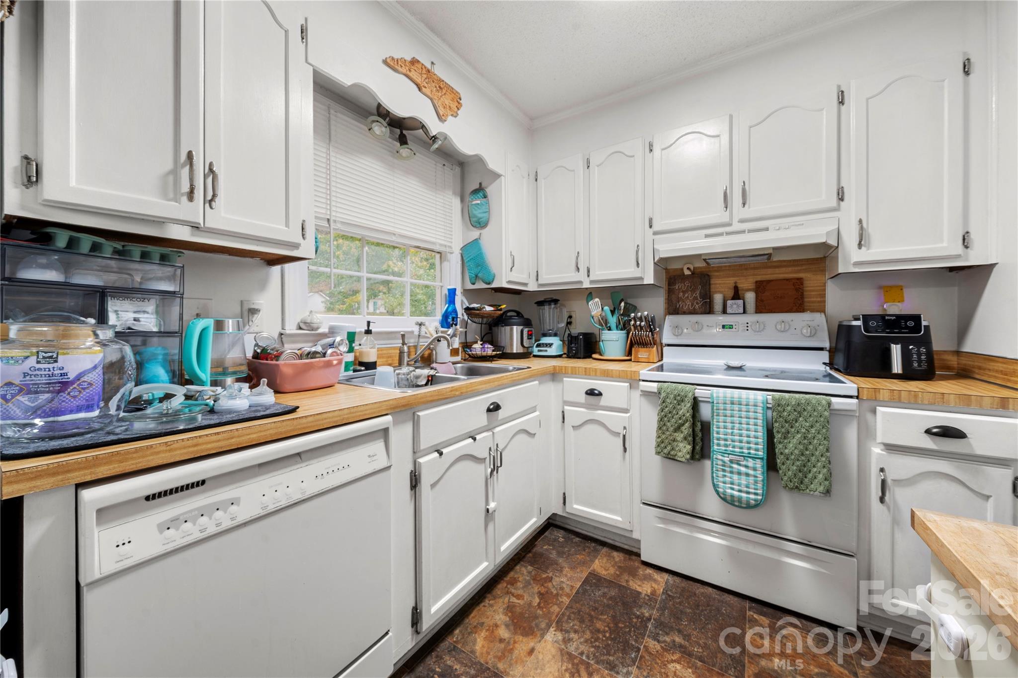 Lynn Acres - Residential