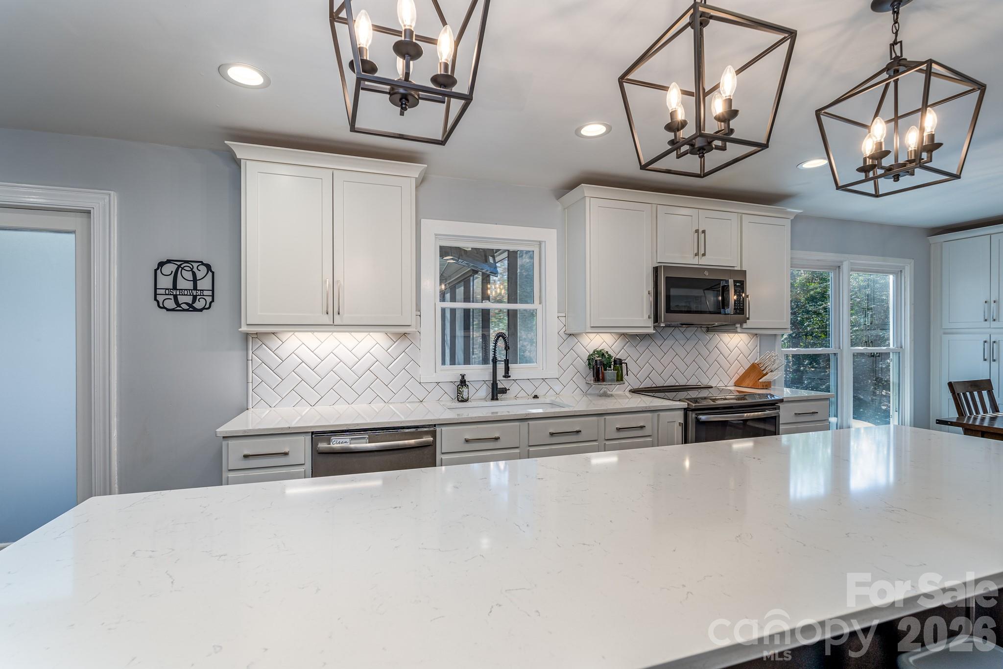 Twin Lakes - Residential