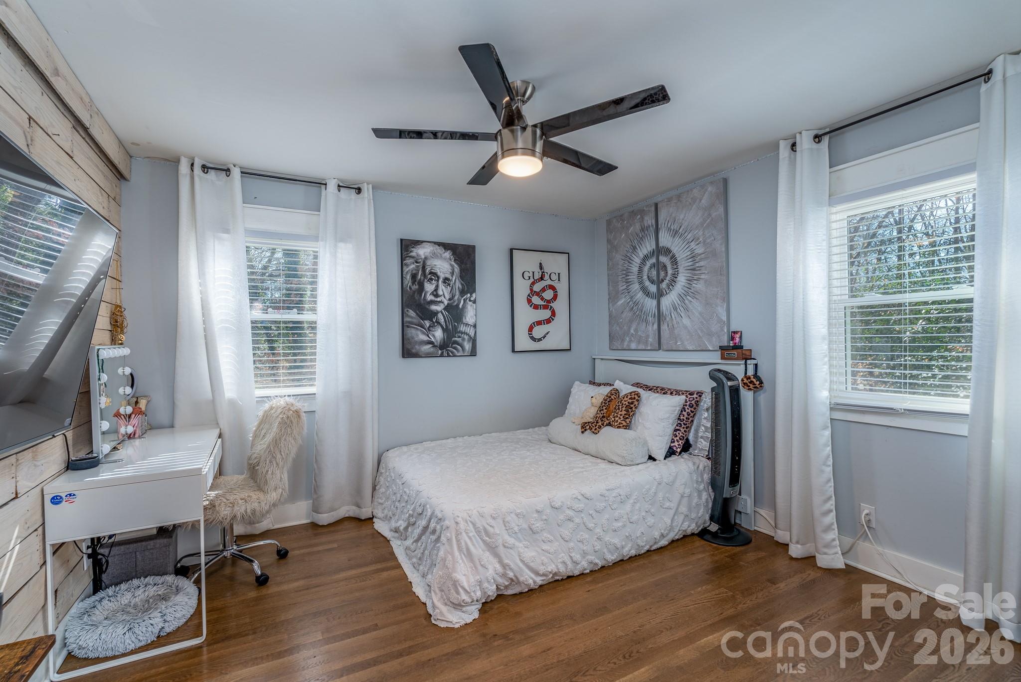 Twin Lakes - Residential