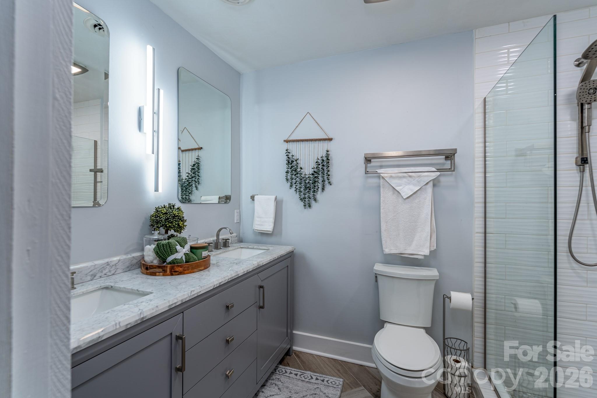 Twin Lakes - Residential