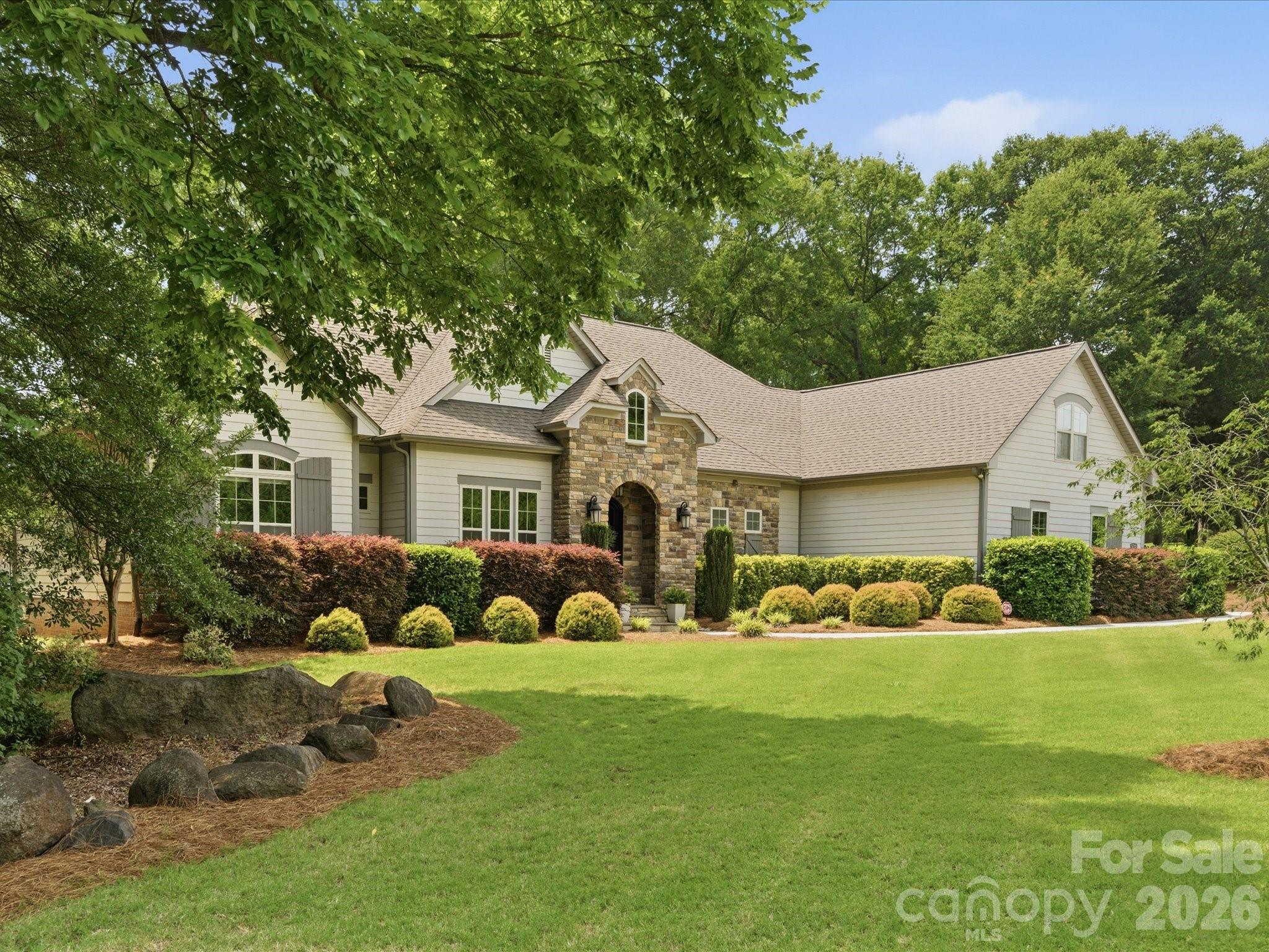 5717 Weddington Road