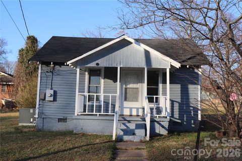 Photo of 614 Goldsboro Avenue, Statesville, NC 28677 (MLS # 4362840)