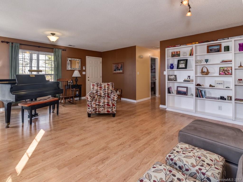 Jupiter Crest - Residential