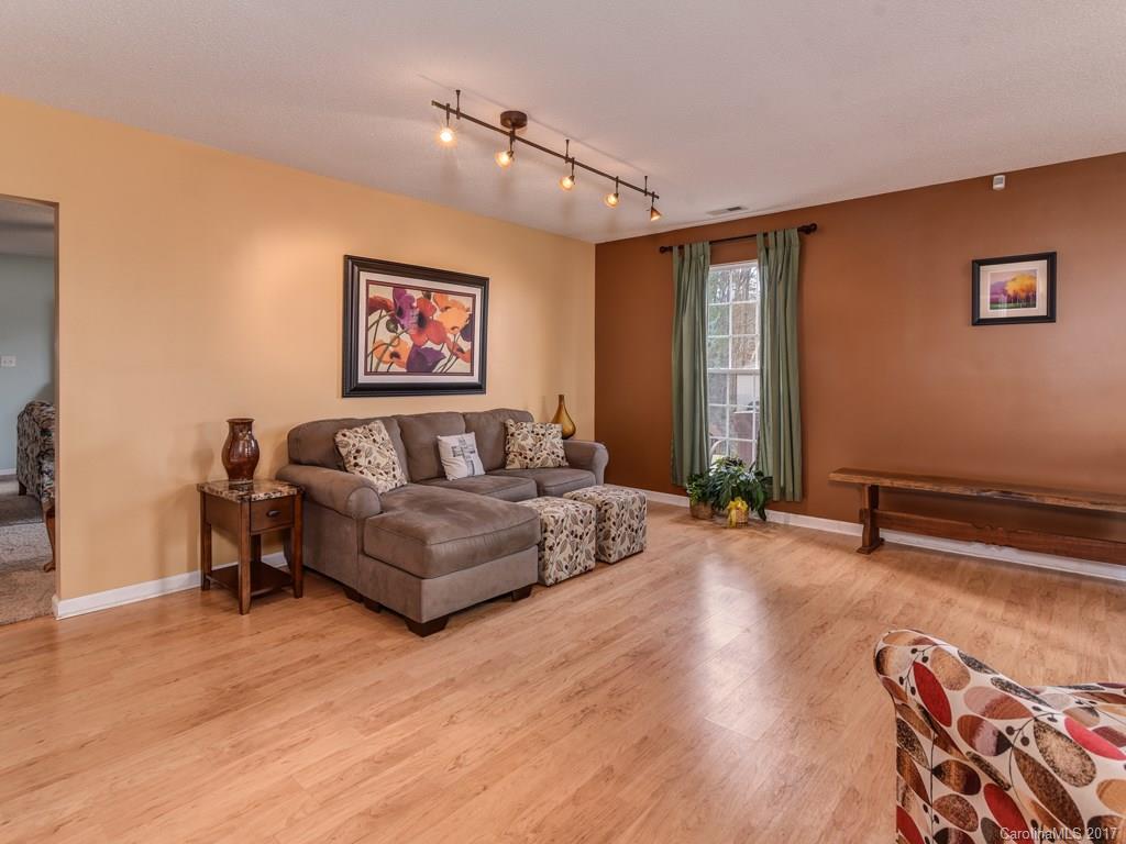 Jupiter Crest - Residential