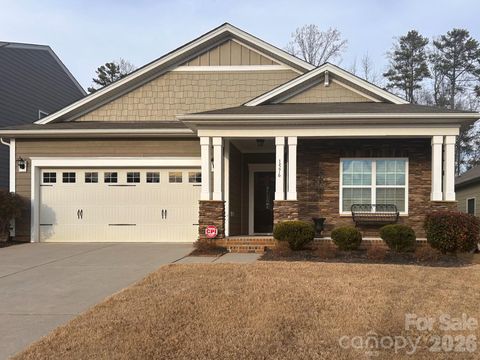 Photo of 1576 Spring Blossom Trail, Fort Mill, SC 29708 (MLS # 4345019)