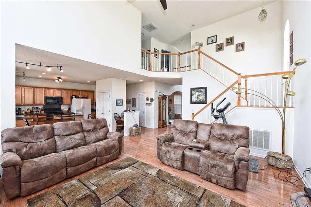 Keeneland - Residential