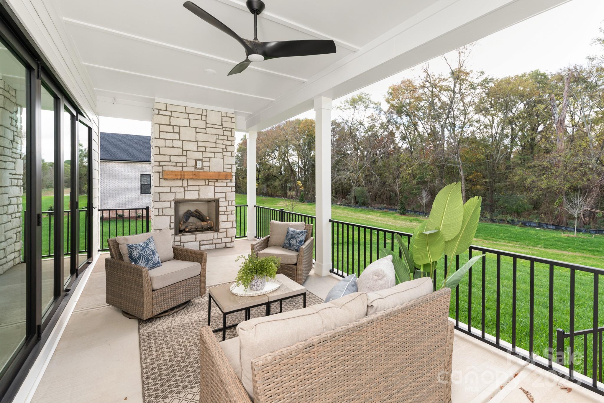 Broadmoor at Marvin - Residential