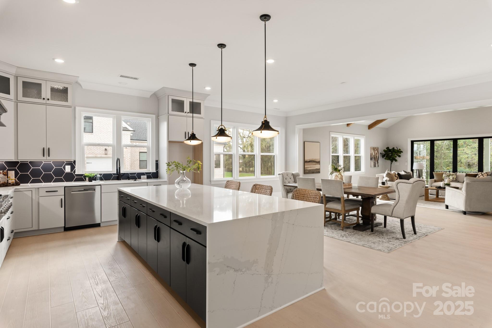 Broadmoor at Marvin - Residential