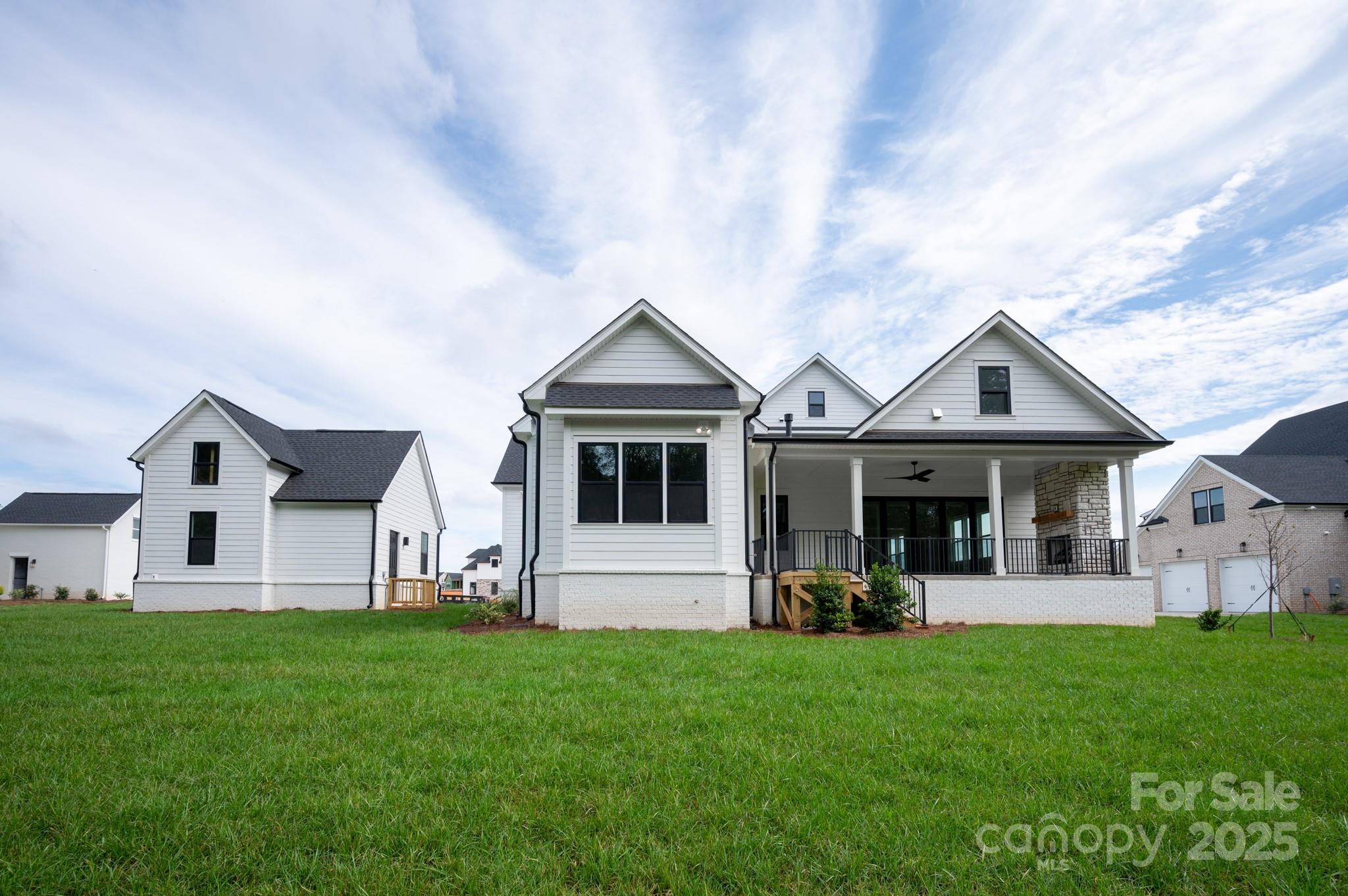 Broadmoor at Marvin - Residential