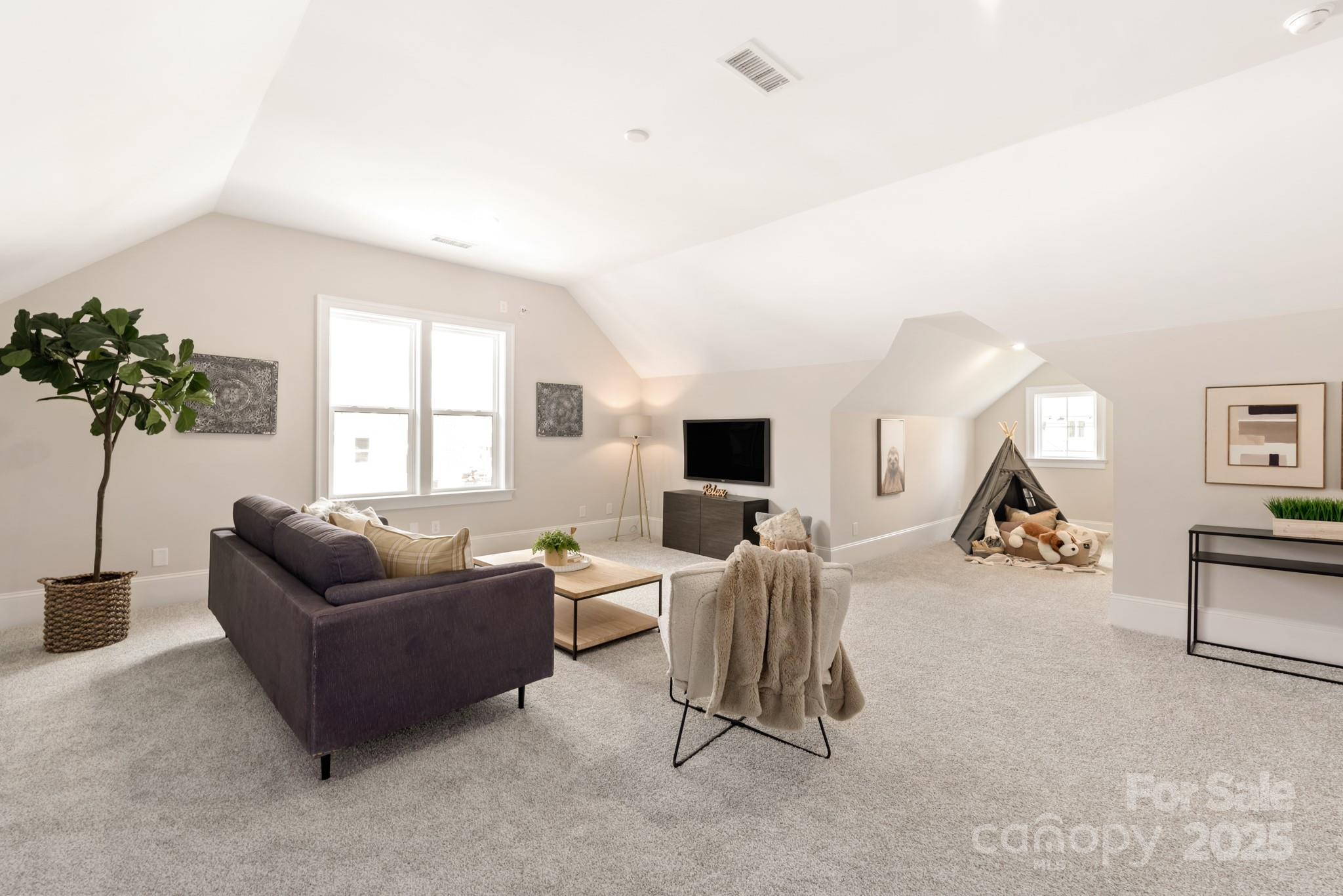 Broadmoor at Marvin - Residential