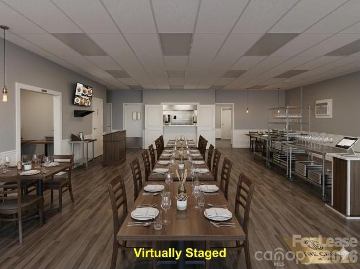 2906 Springs Road NE