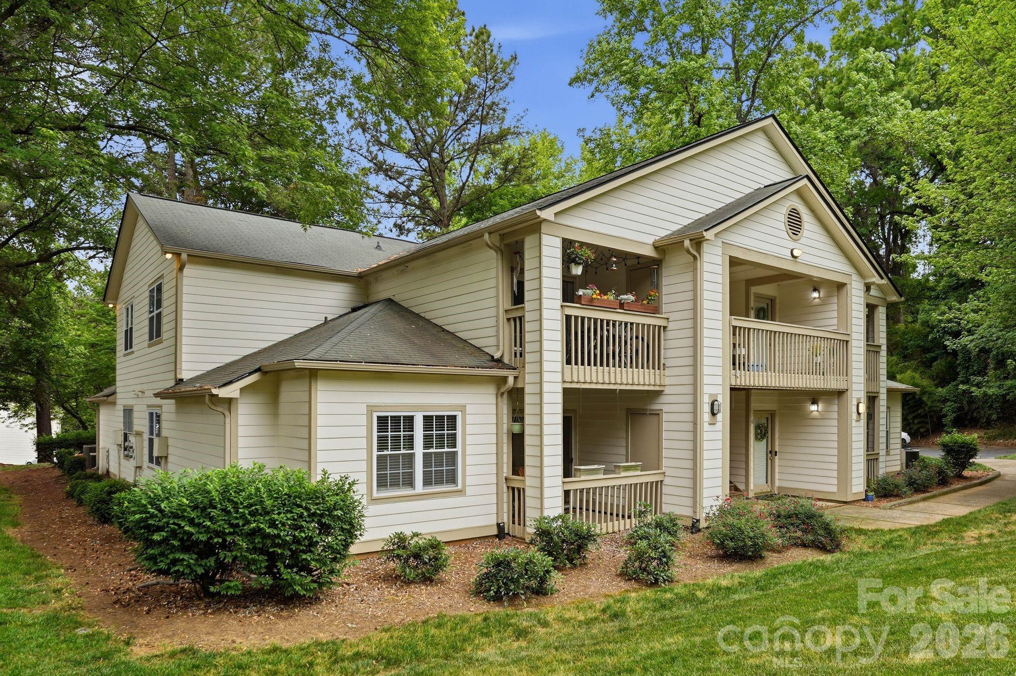 Churchill Downs - Residential