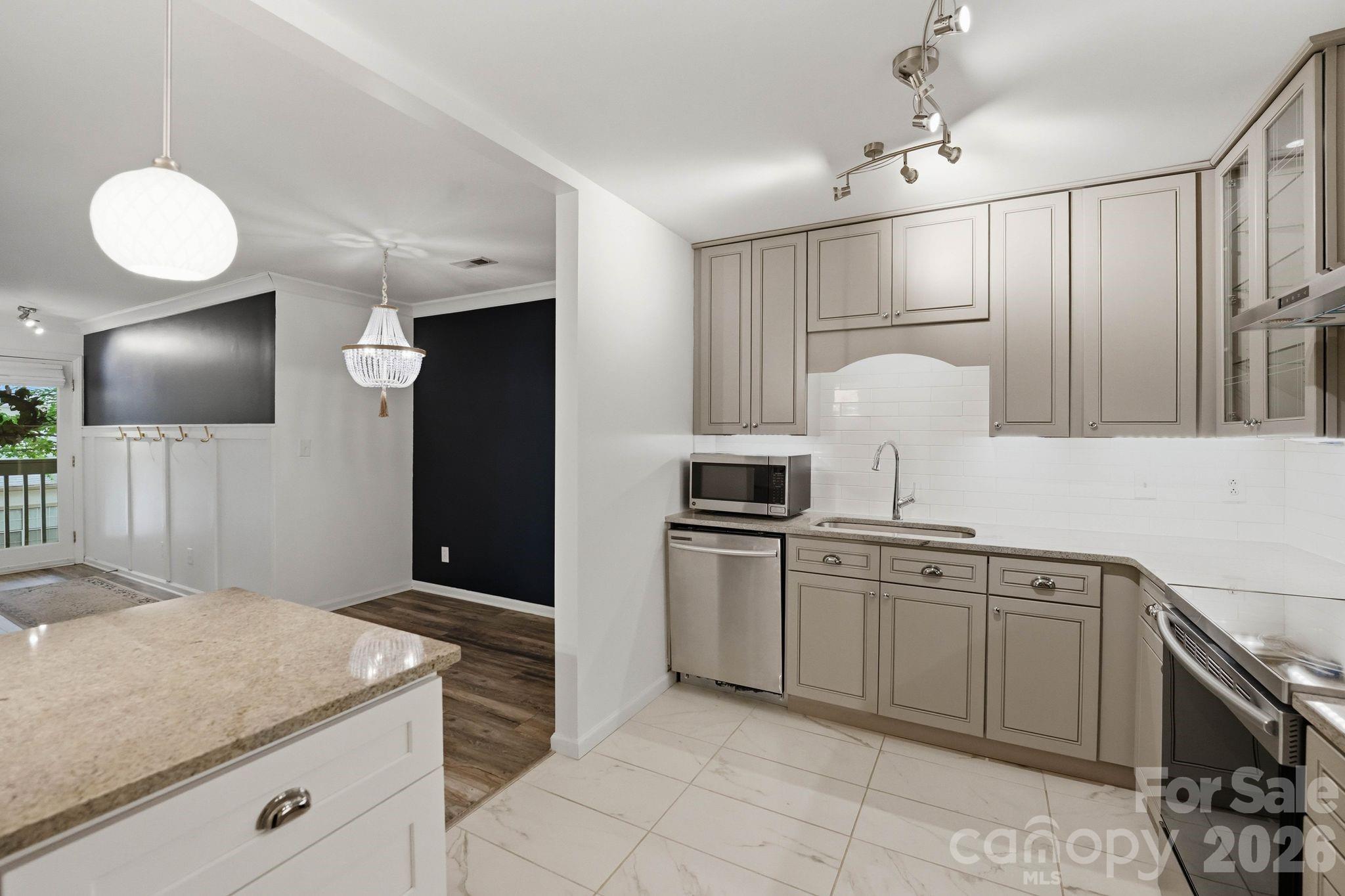 Churchill Downs - Residential
