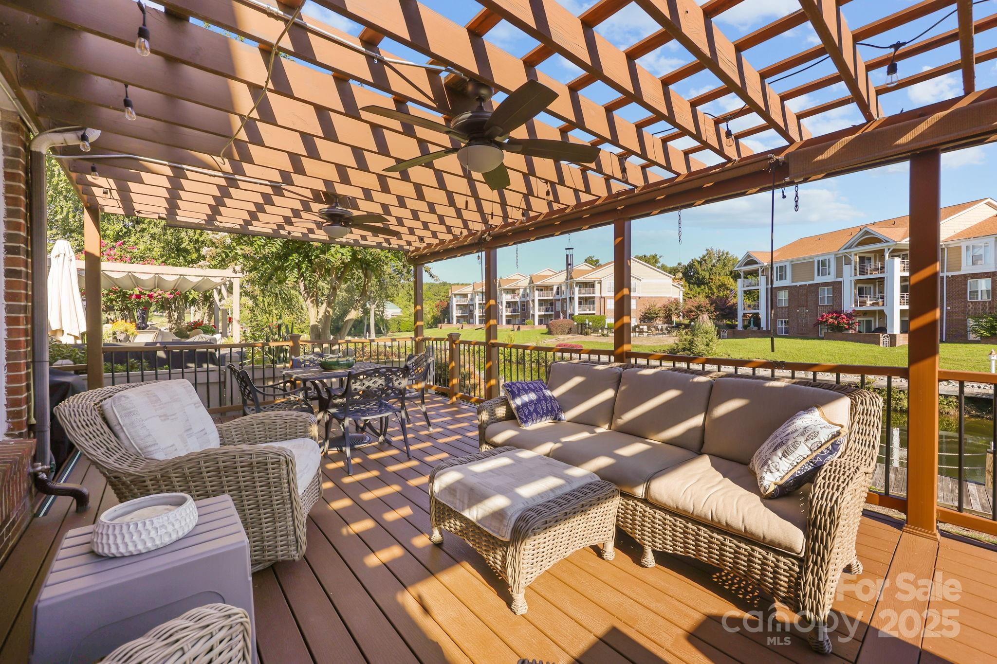18405 Harborside Drive