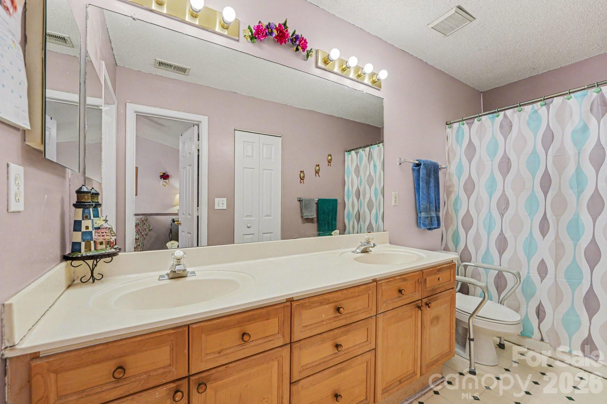 Glenwater at University Place - Residential