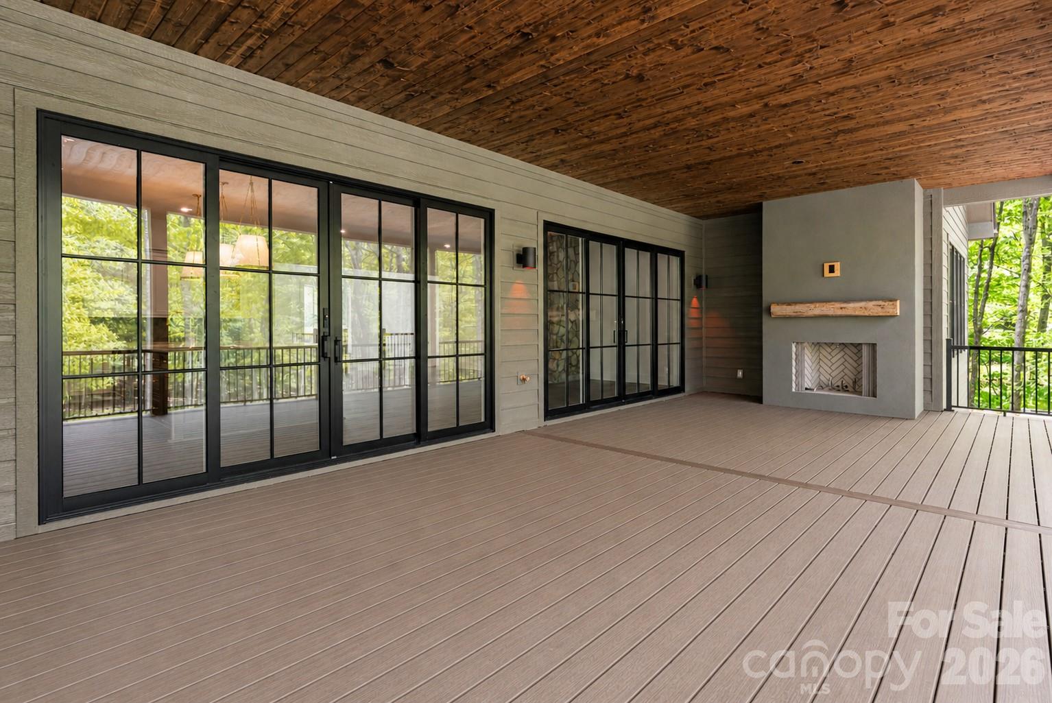 Champion Hills - Residential