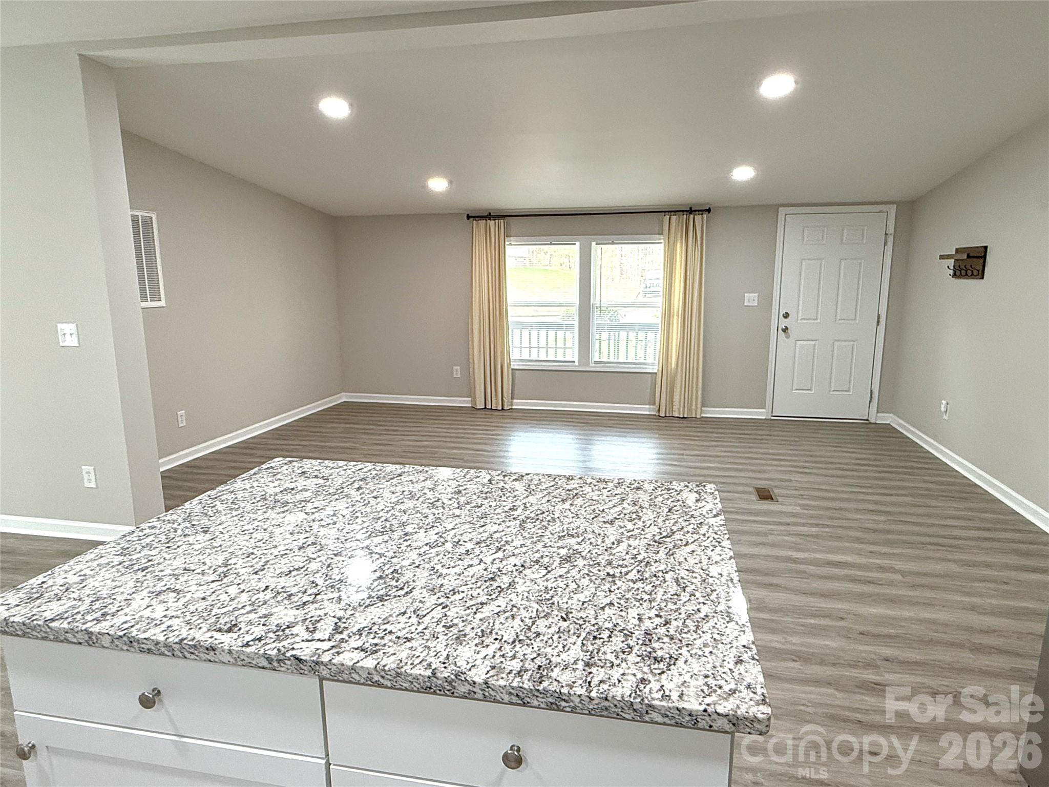 Poplar Glen - Residential