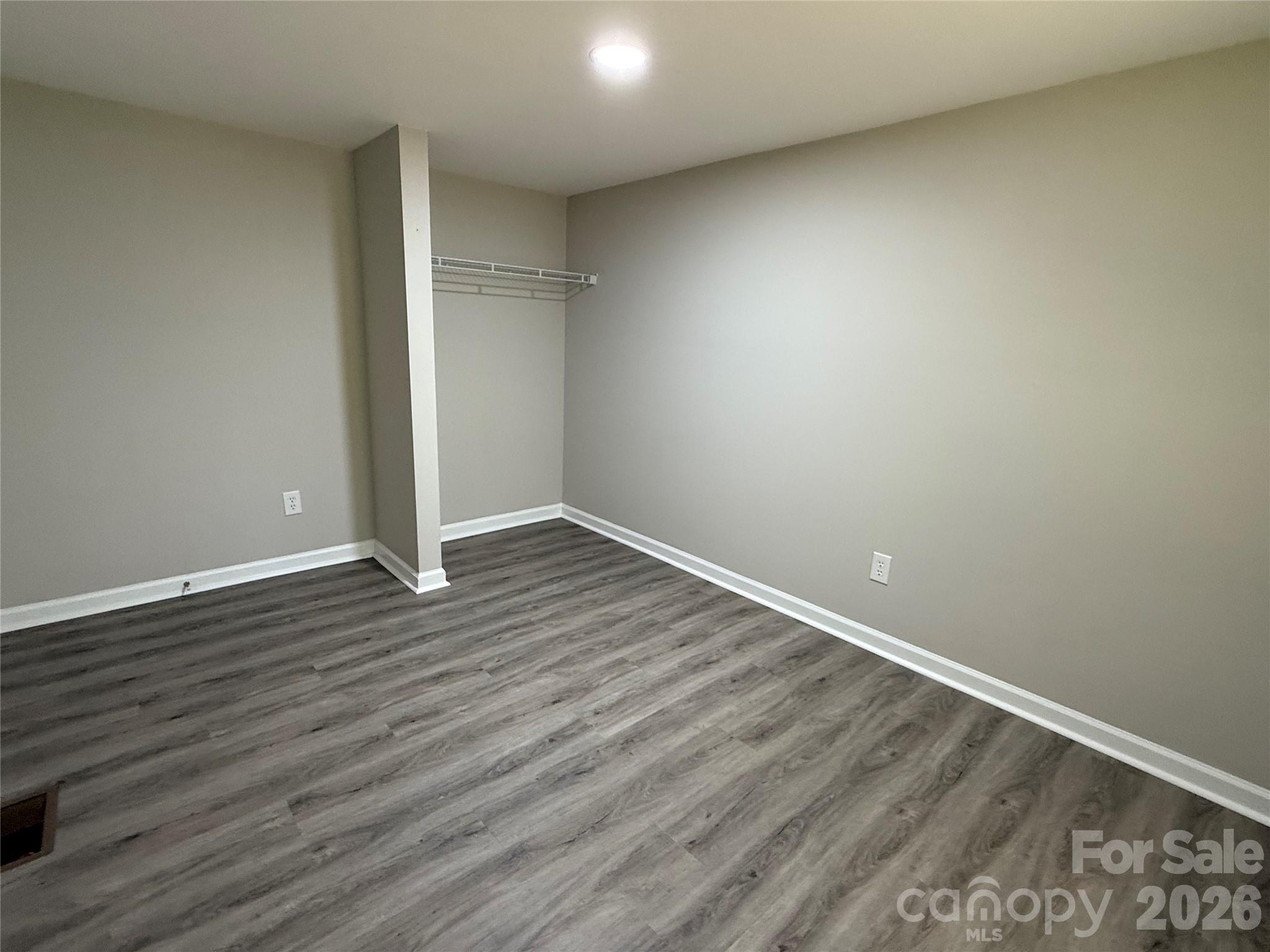 Poplar Glen - Residential