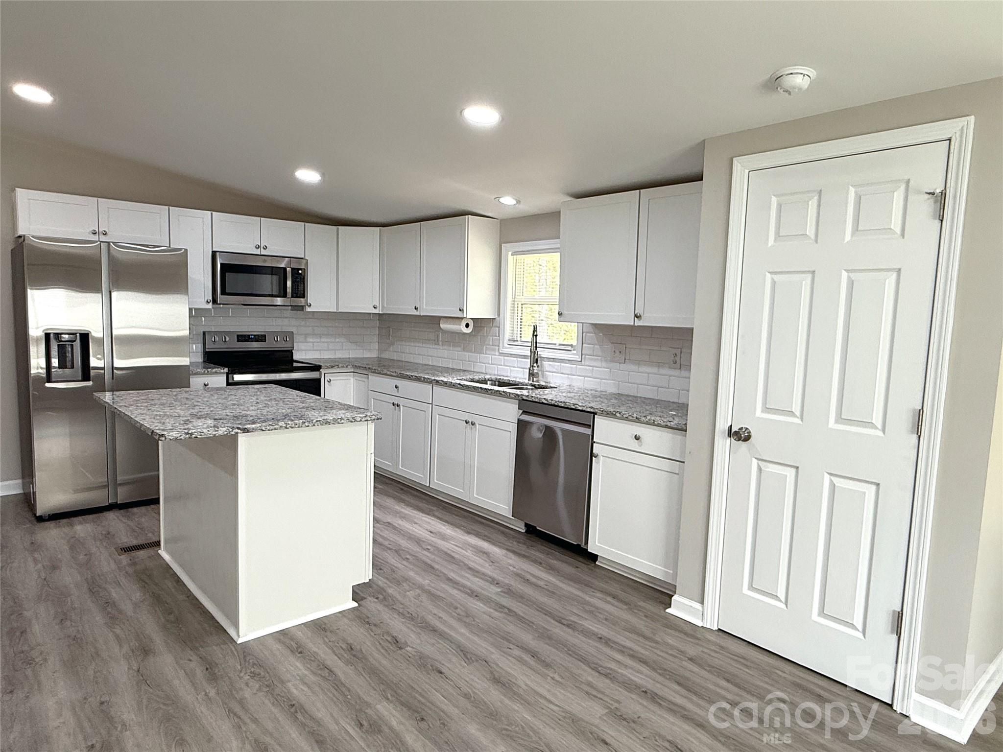 Poplar Glen - Residential