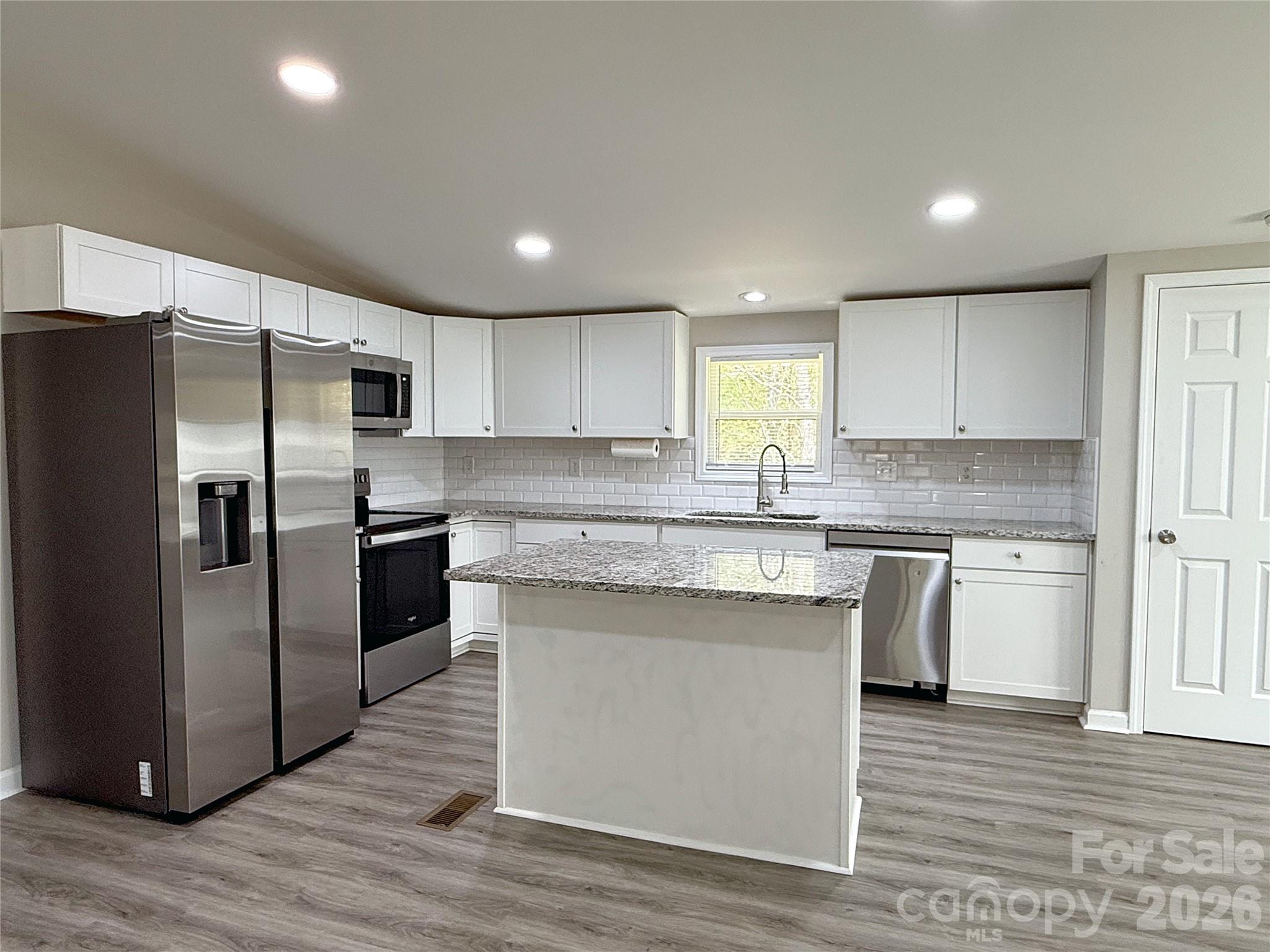 1332 Poplar Glen Drive