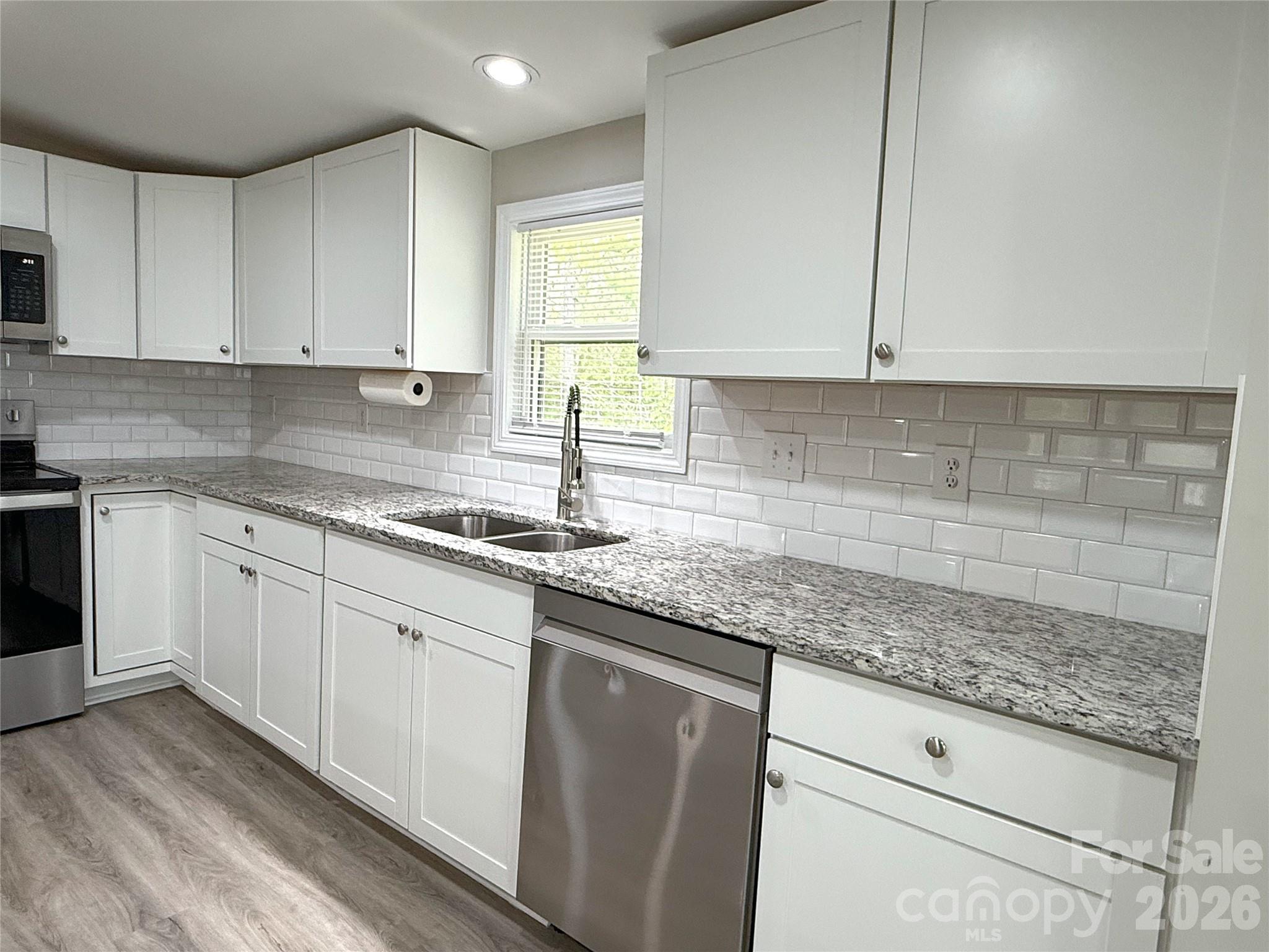 Poplar Glen - Residential