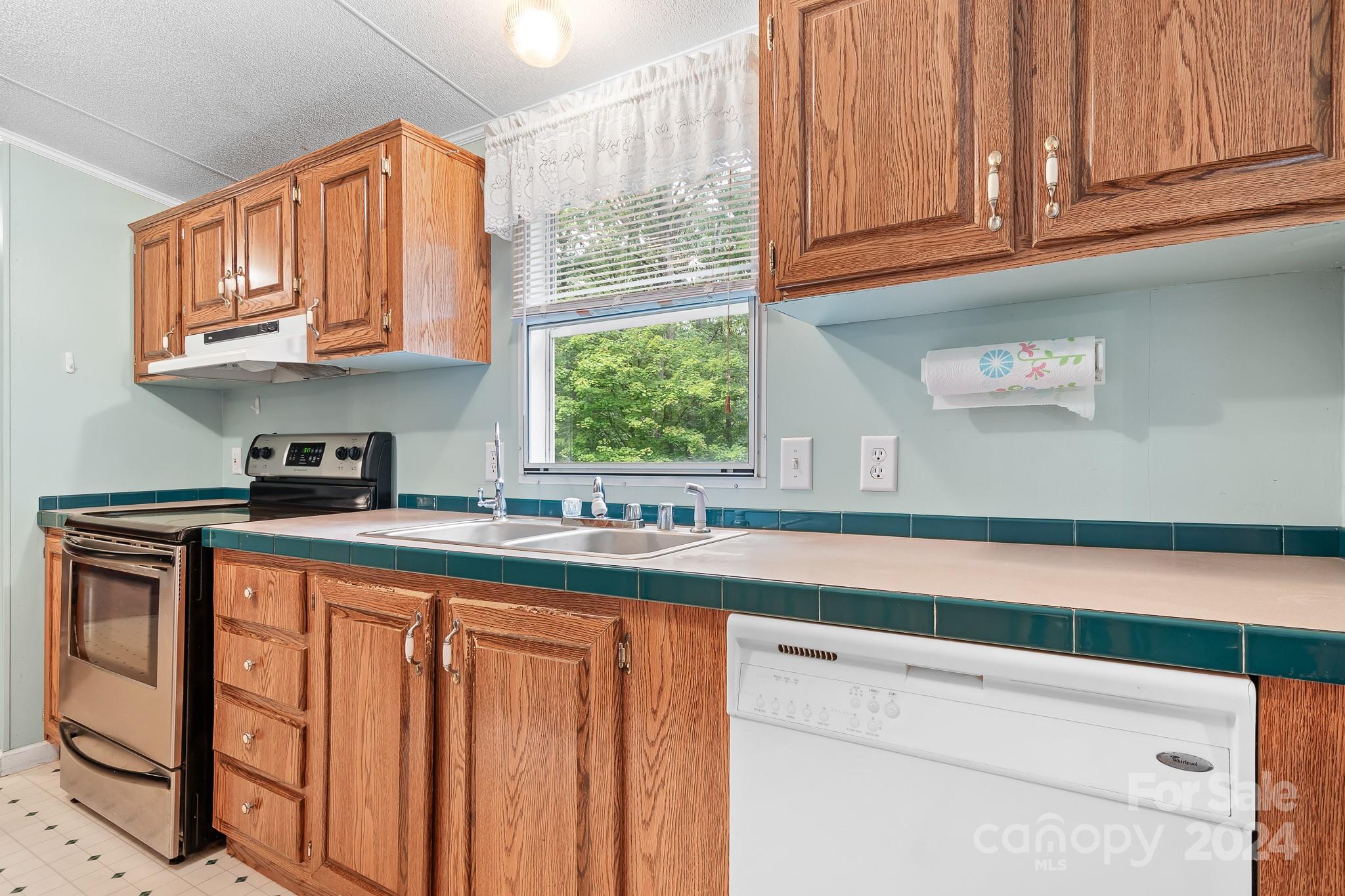 Pinnacle View - Residential