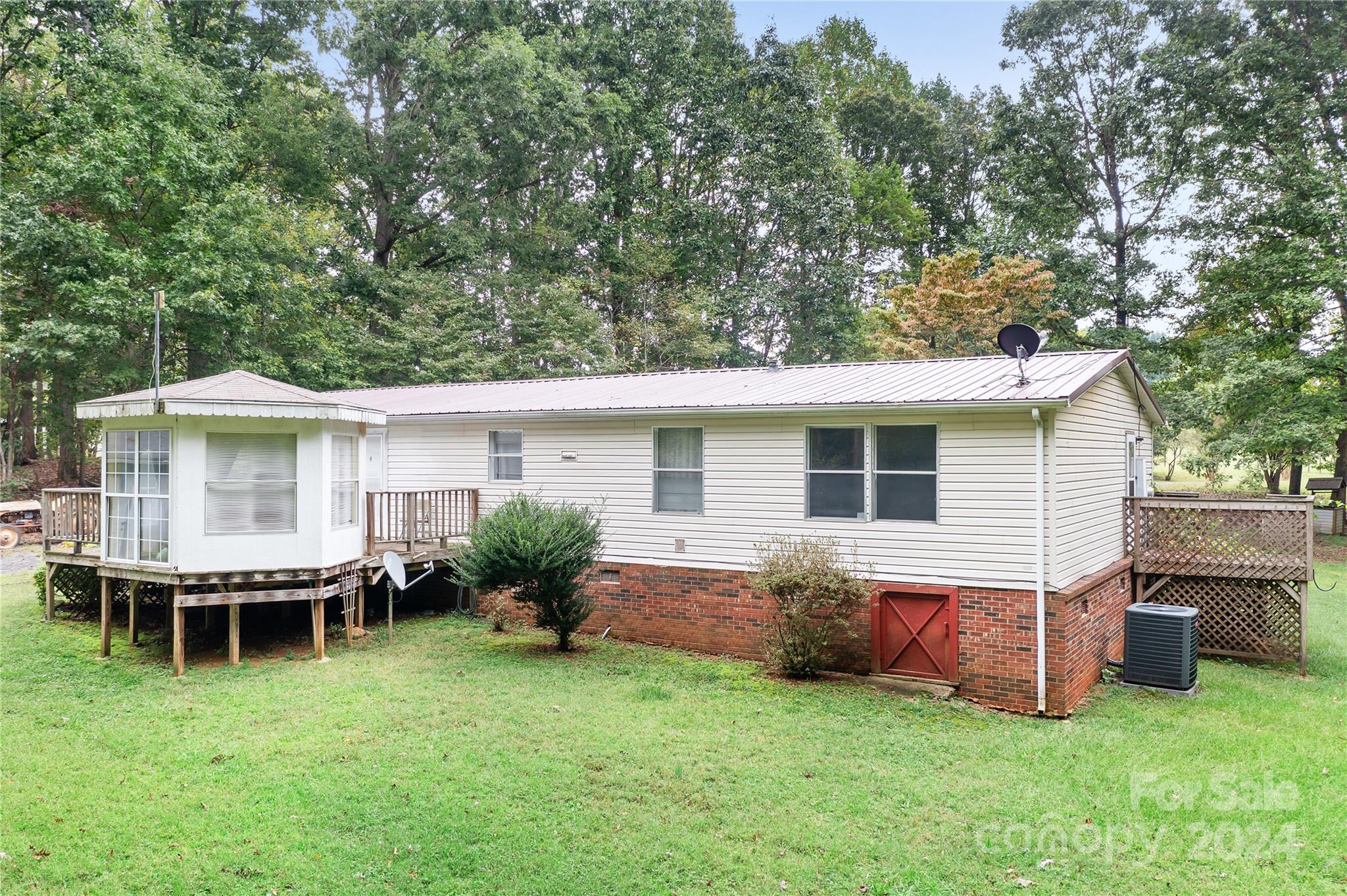 Pinnacle View - Residential