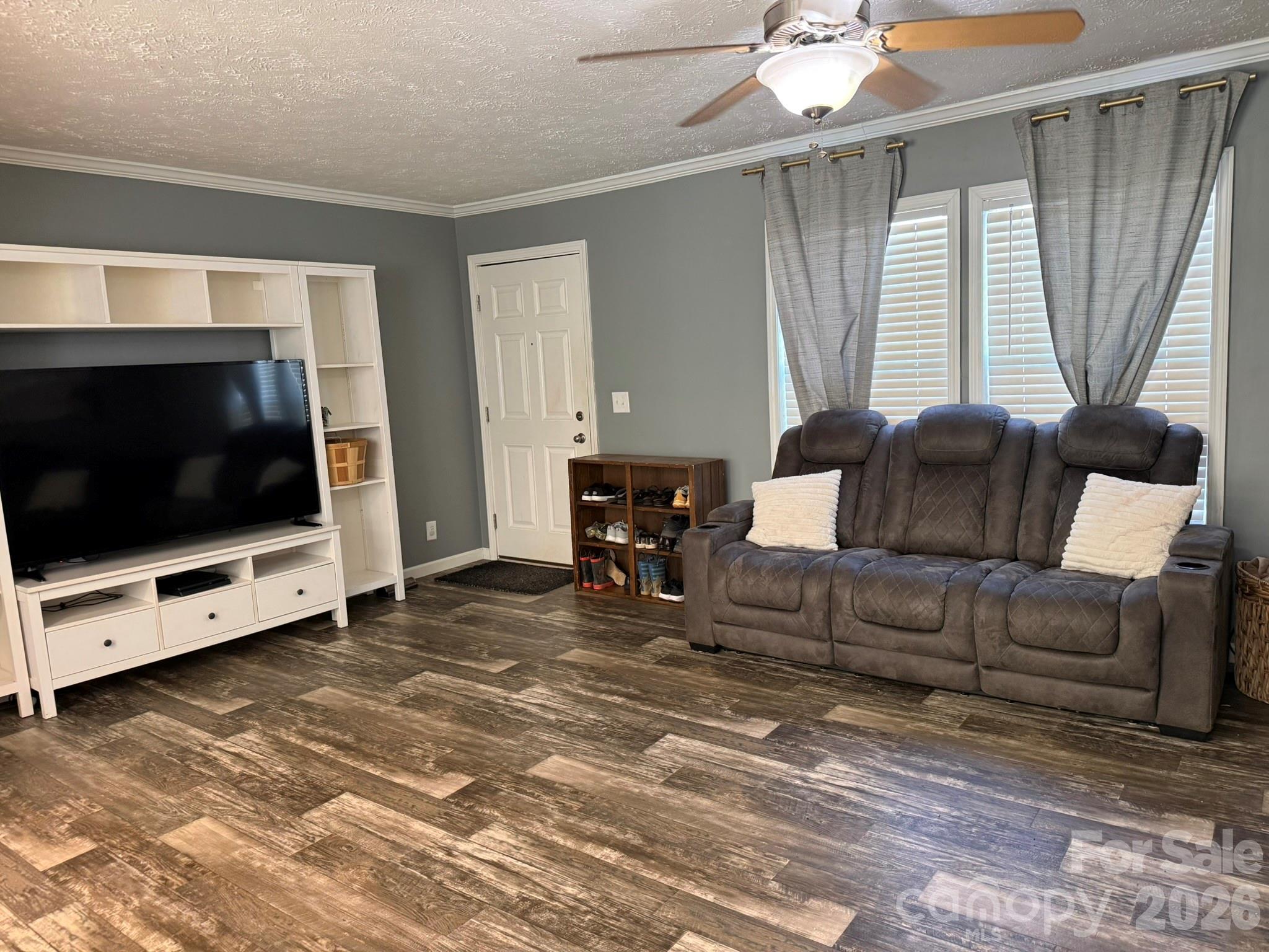 Applegate - Residential