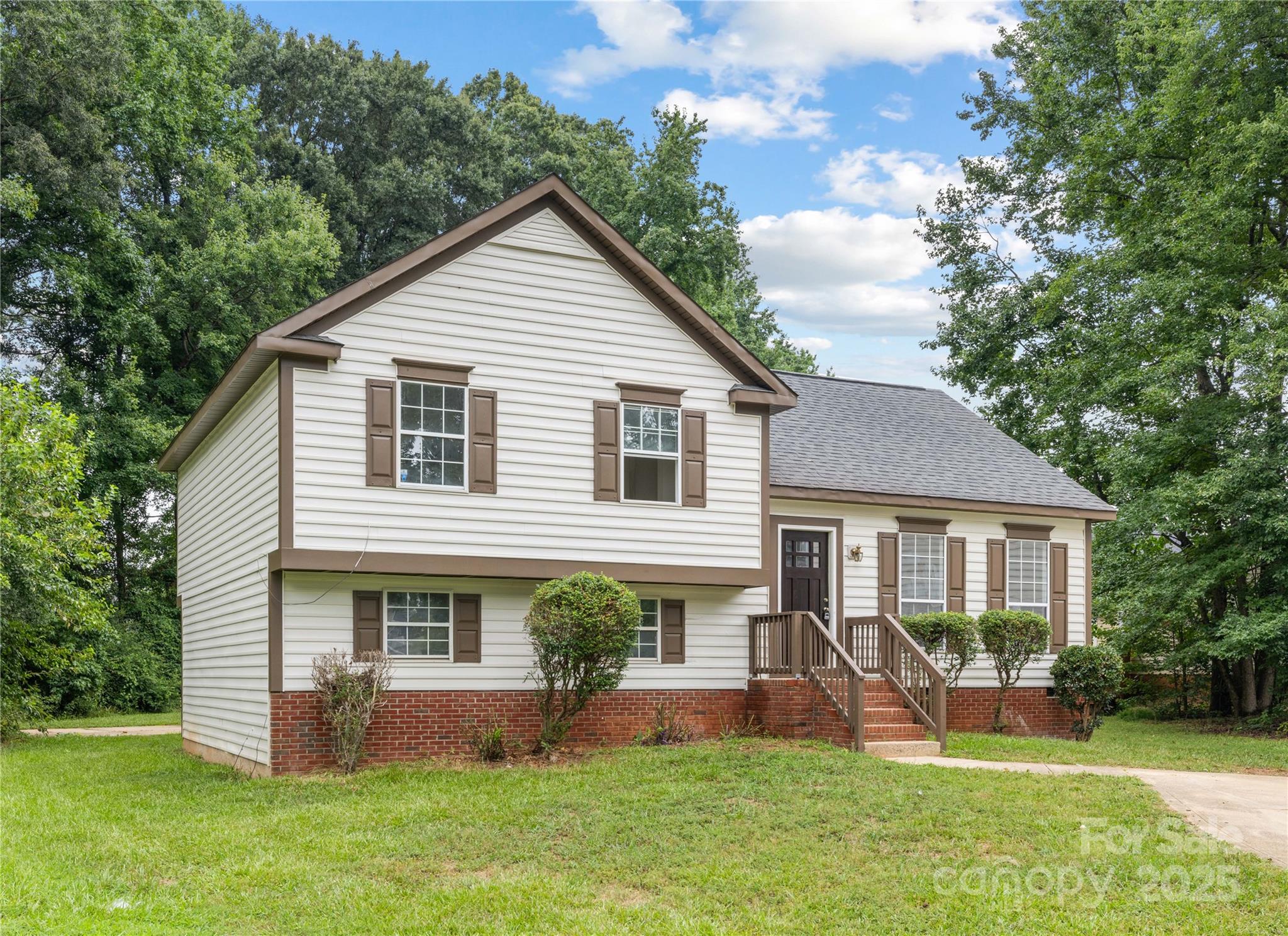 3224 Periwinkle Court