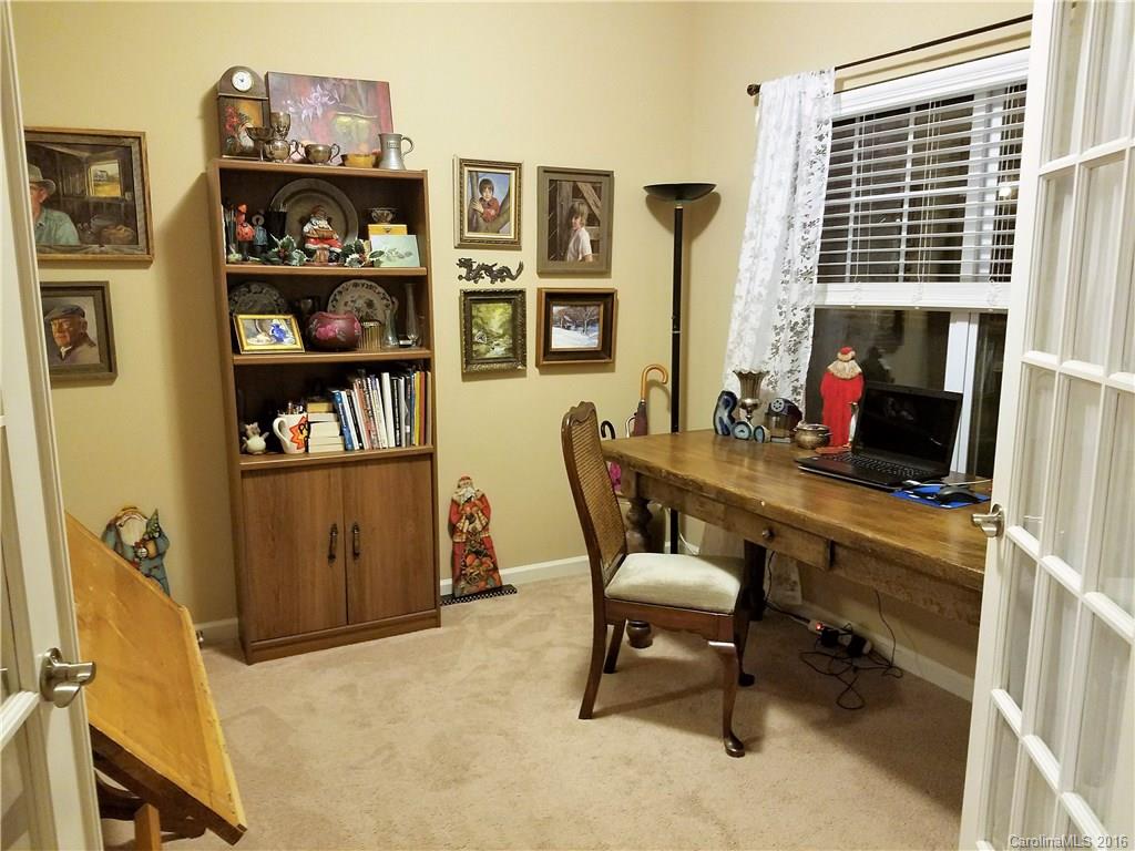 Newport Lakes - Residential