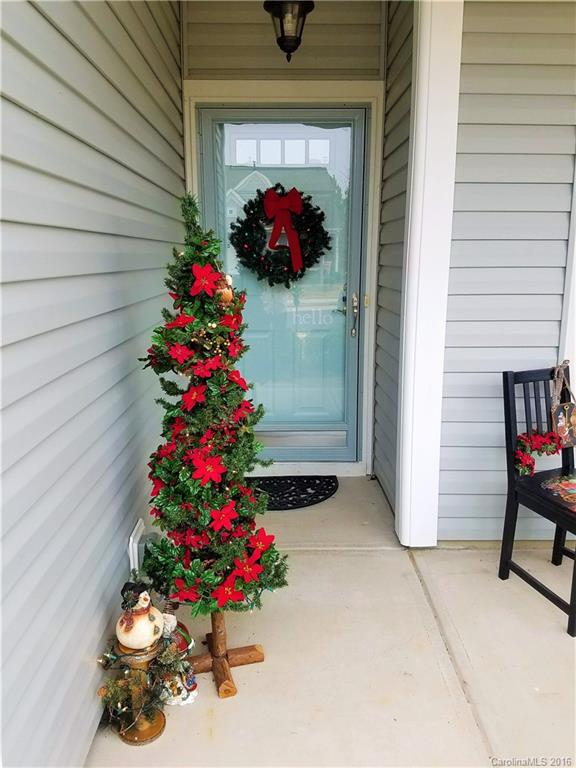 Newport Lakes - Residential