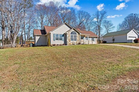 1714 Indian Springs Drive NW Conover NC 28613
