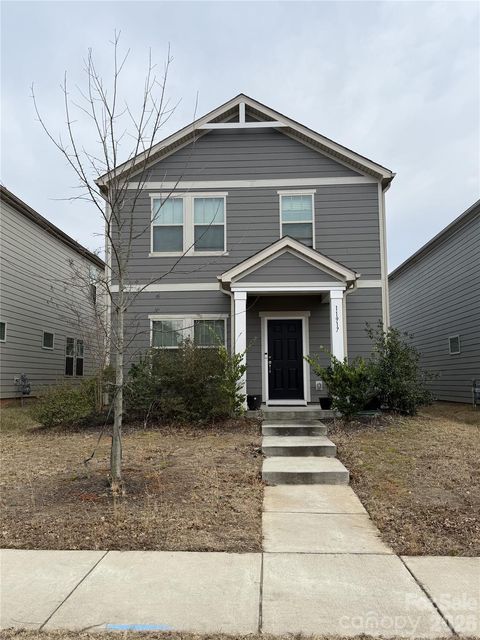 Photo of 11917 Silverheel Lane, Huntersville, NC 28078 (MLS # 4341403)