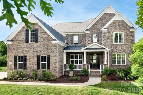Photo of 2054 Belle Grove Drive, Marvin, NC 28173 (MLS # 4379766)
