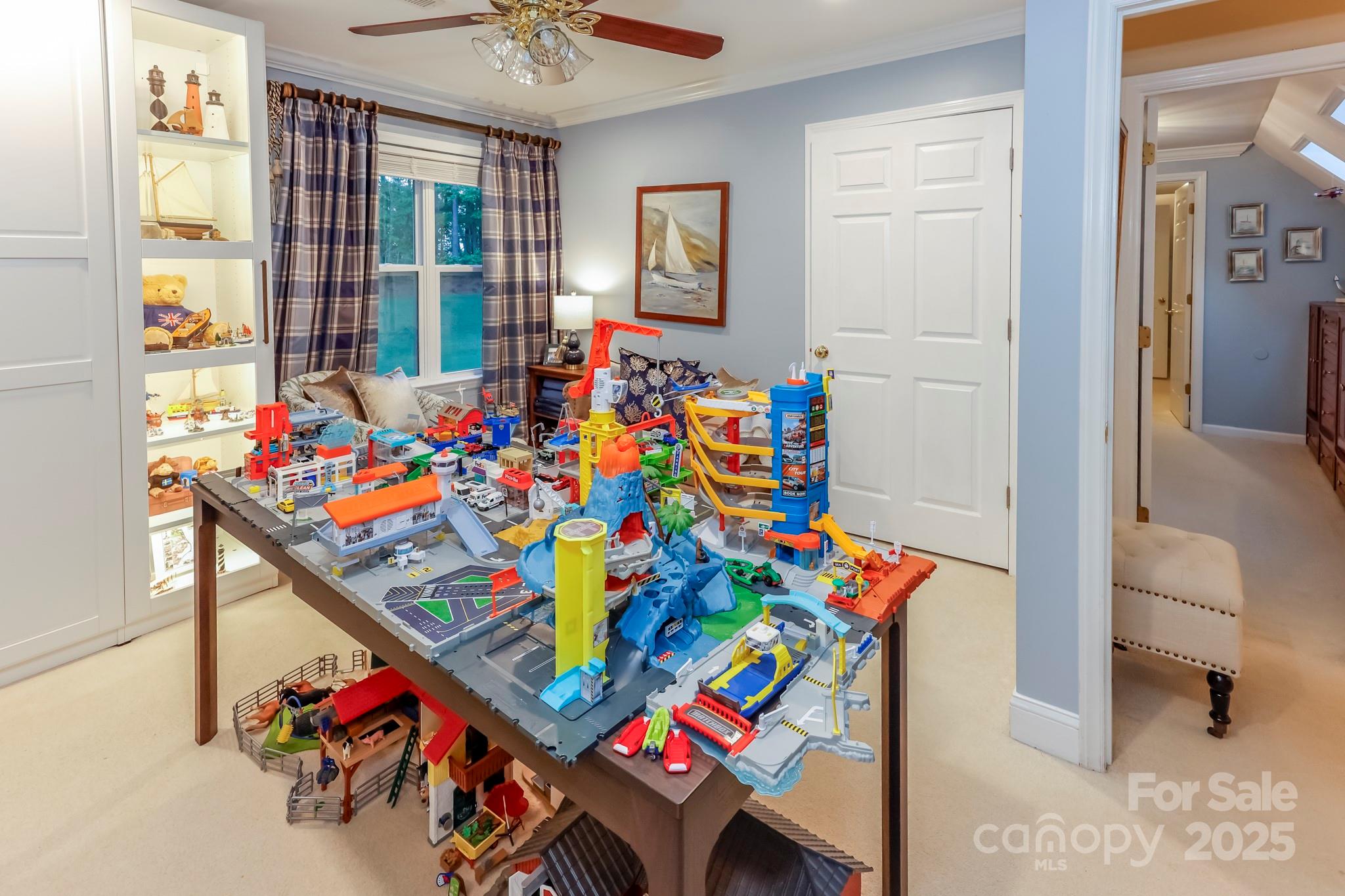 Forest Hills South - Residential