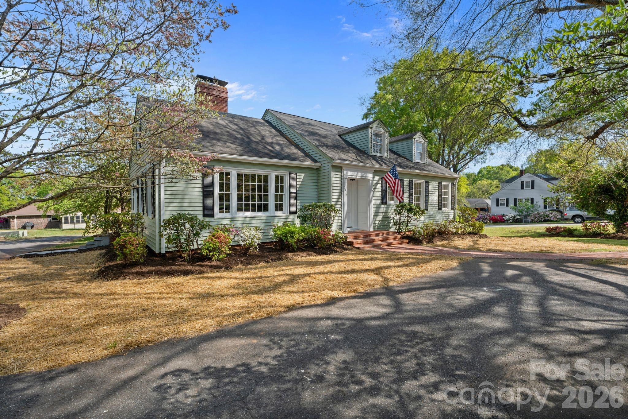 3114 N Center Street