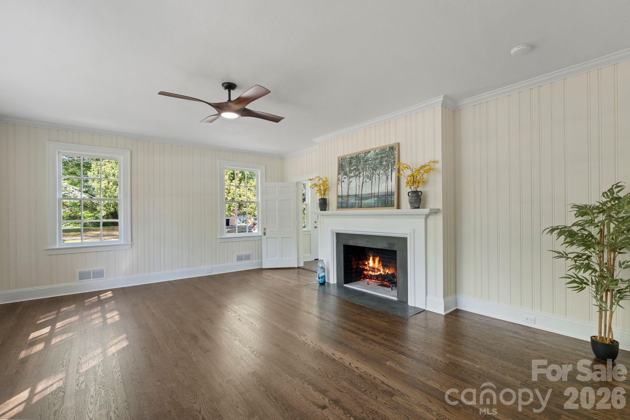 3114 N Center Street