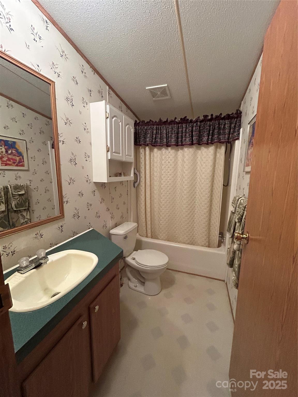 Tiffany Woods - Residential