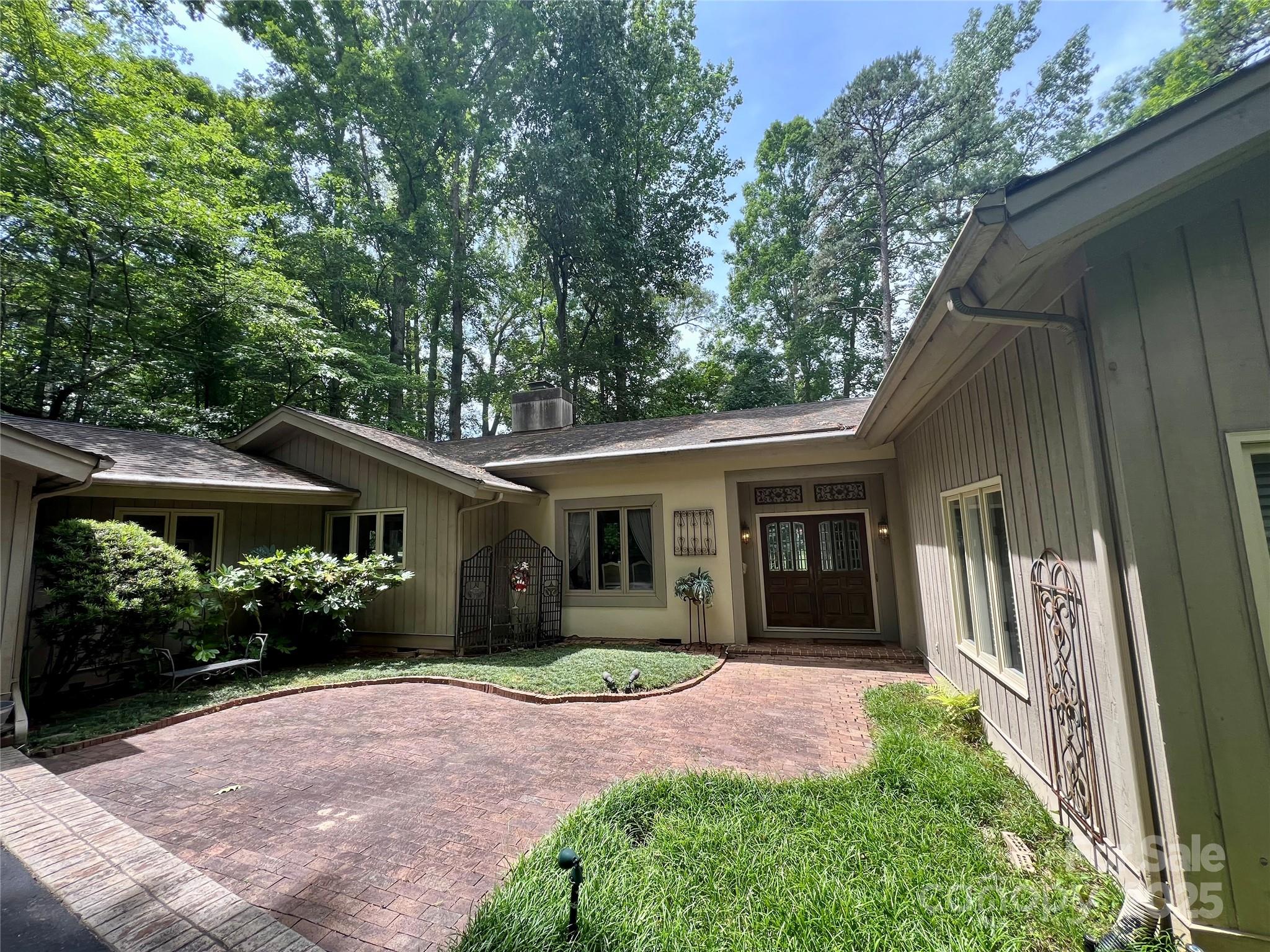 62 Fairway Ridge