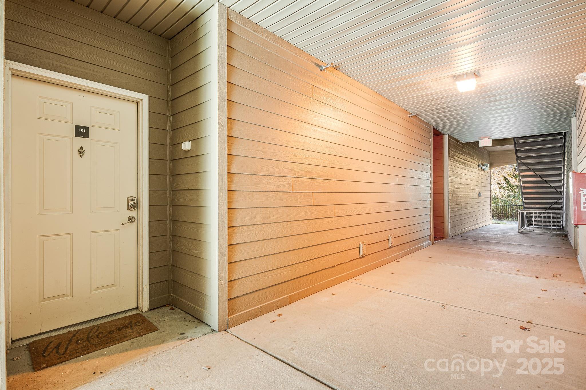 202 Brickton Village Circle 101