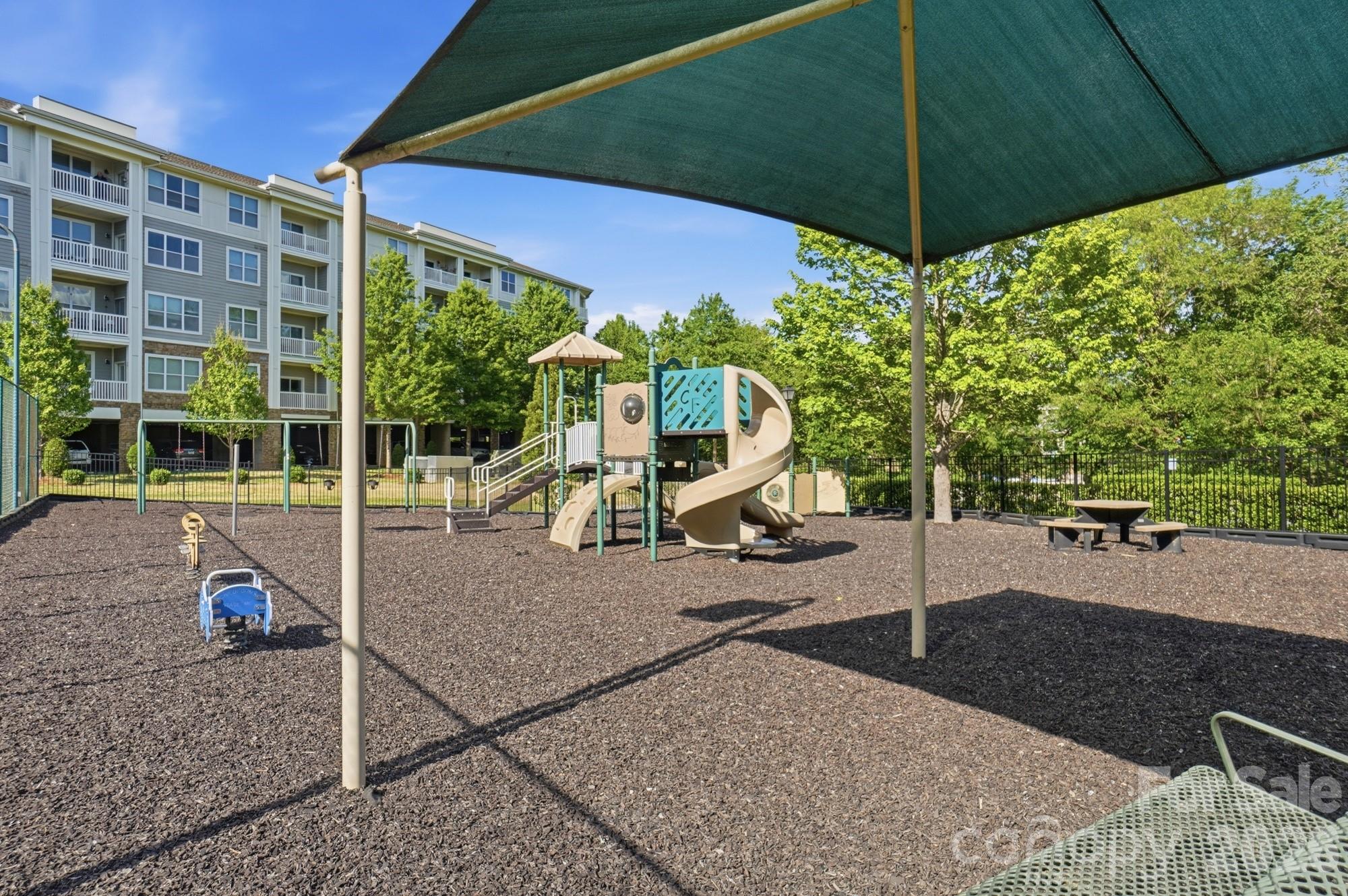 Riverfront - Residential