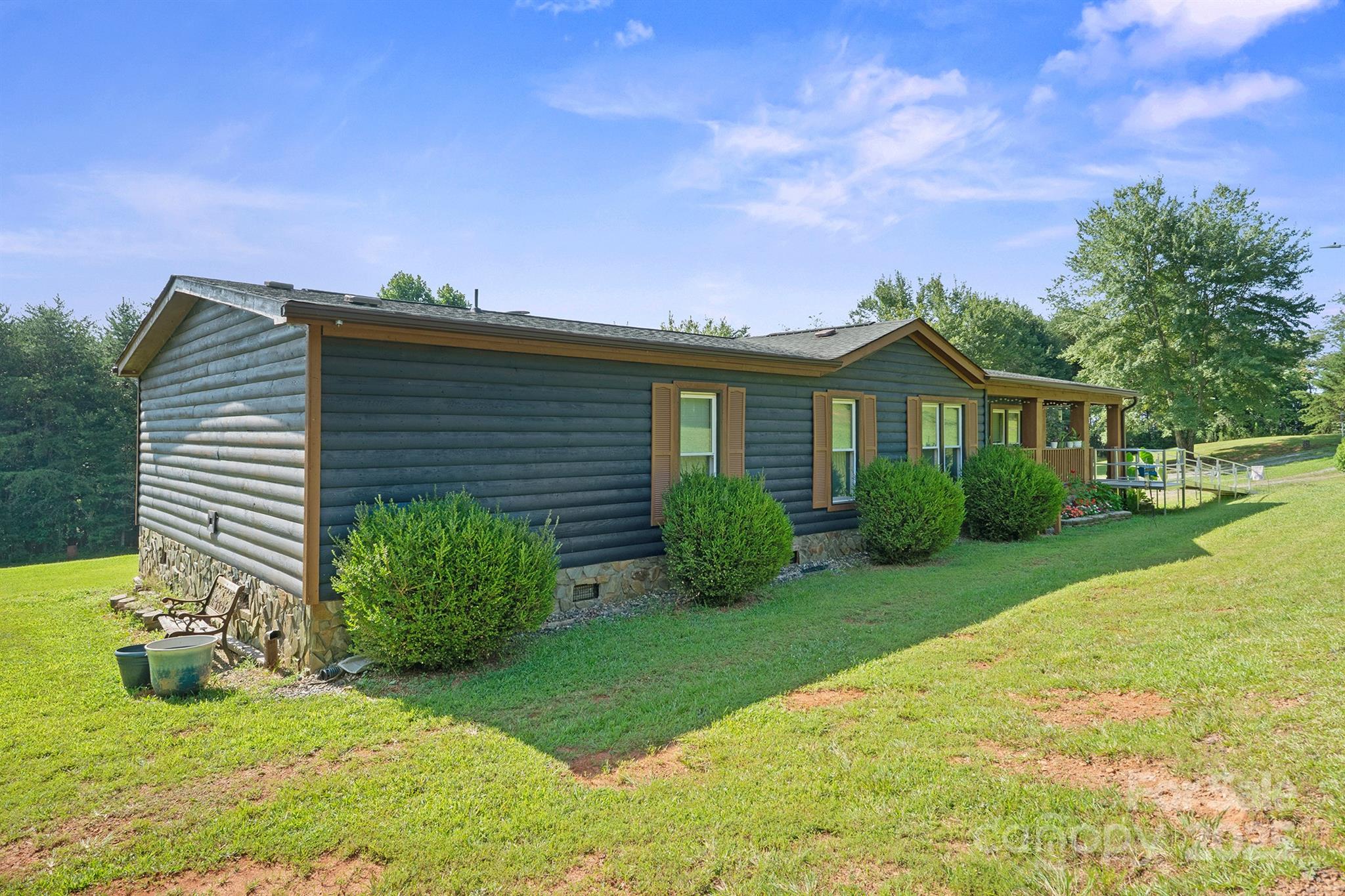 3042 Lynn Mountain Road