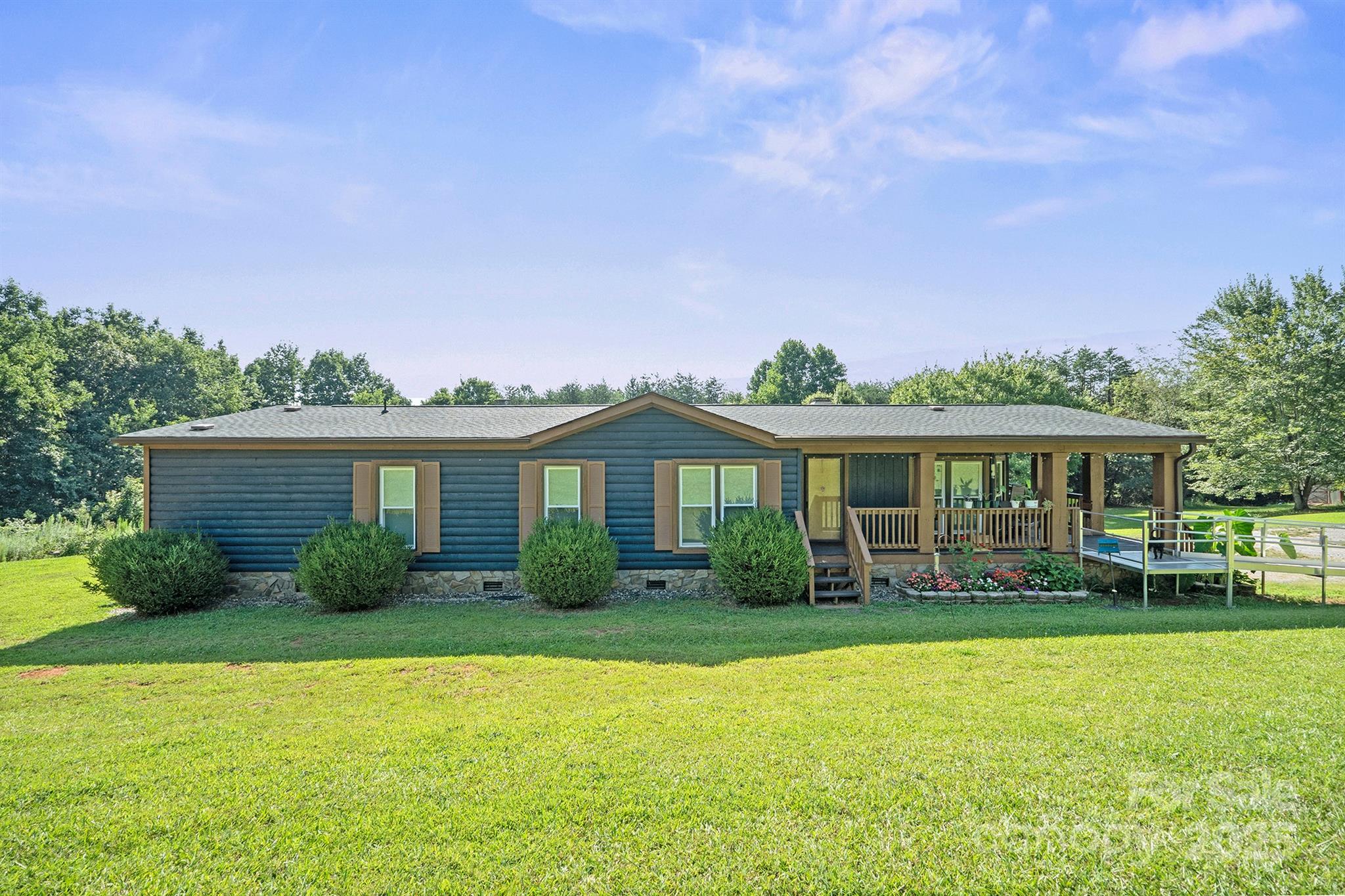 3042 Lynn Mountain Road