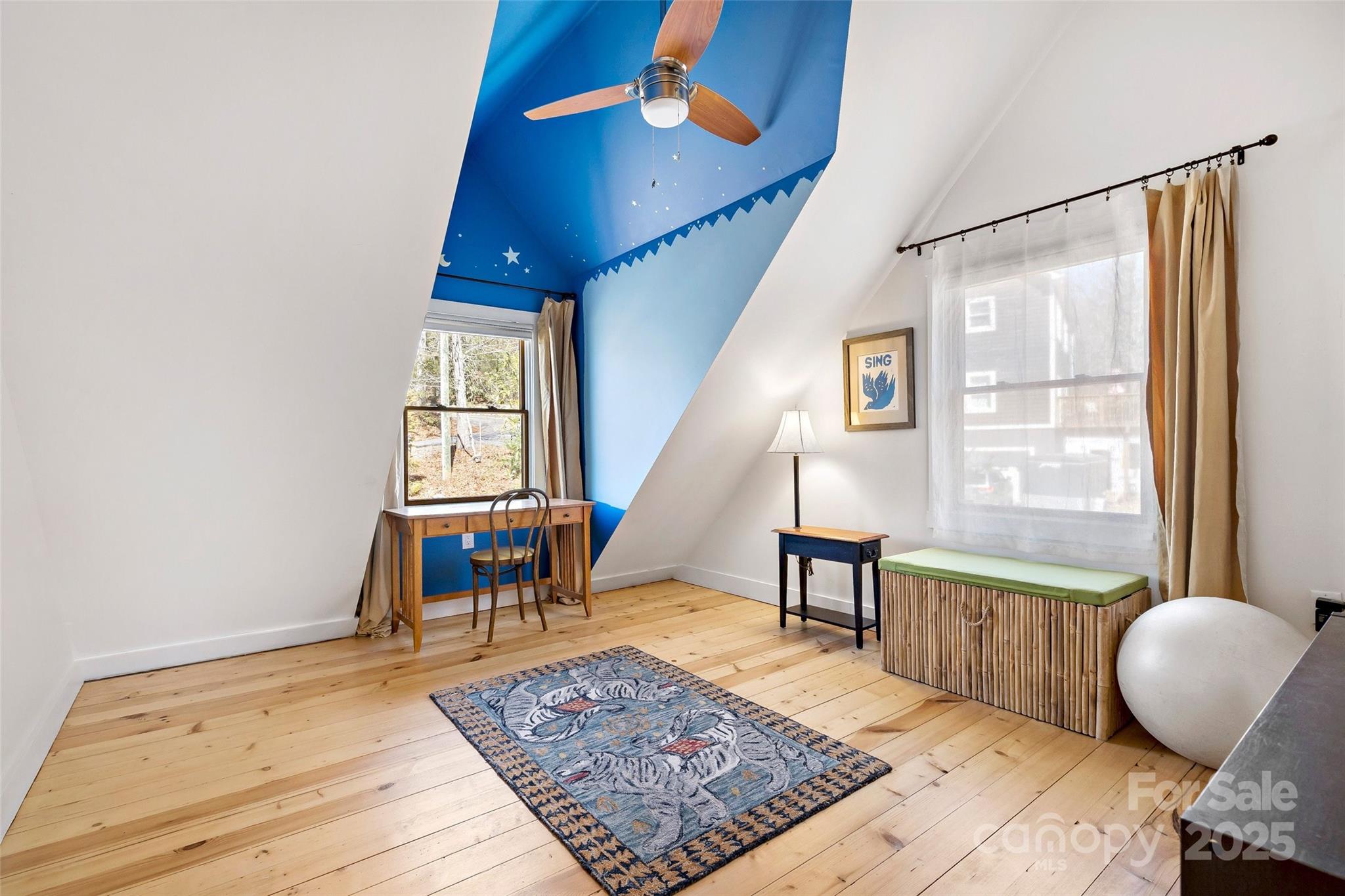 Christmount - Residential