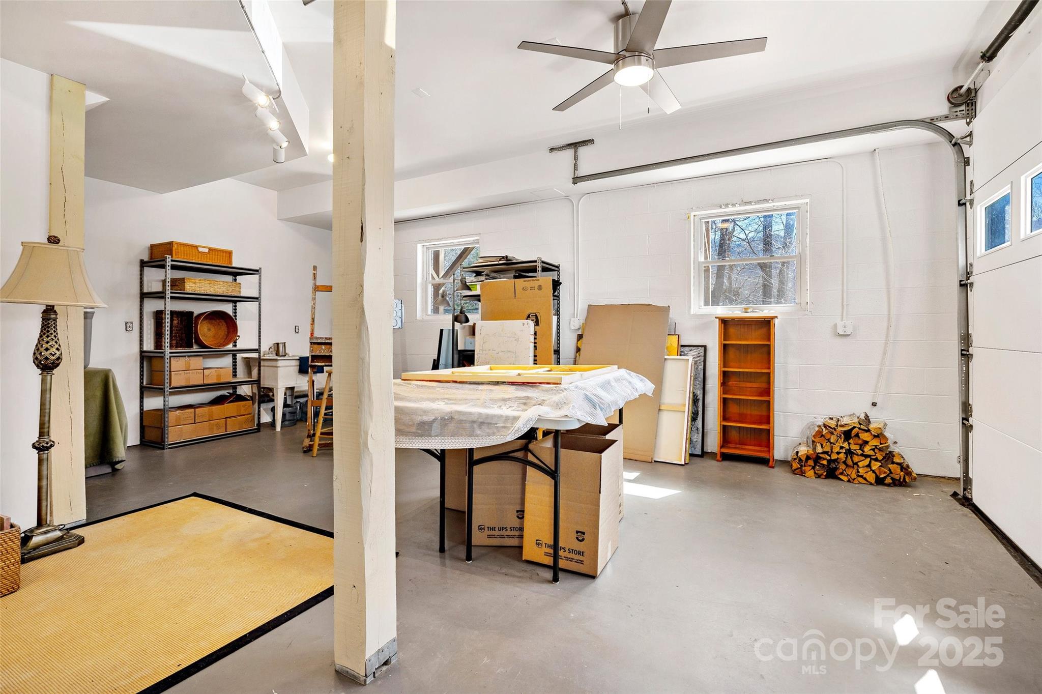 Christmount - Residential