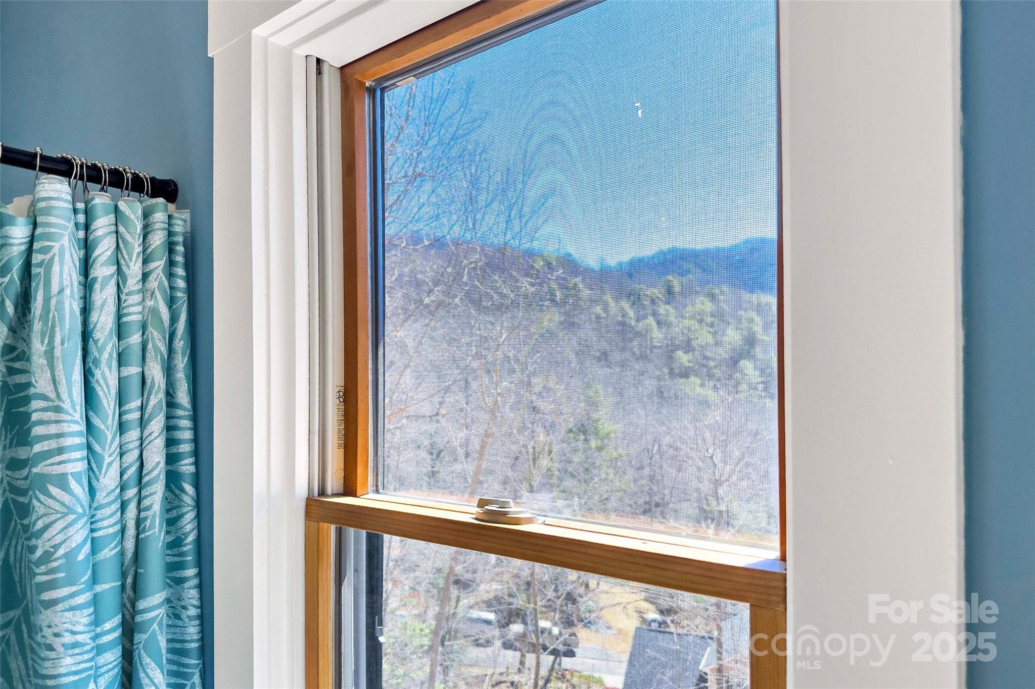 Christmount - Residential